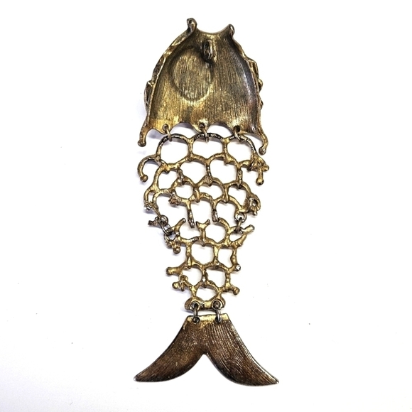 VINTAGE Brutalist Articulated Brass Large Fish Skeletal Statement Pendant MCM - Picture 6 of 8